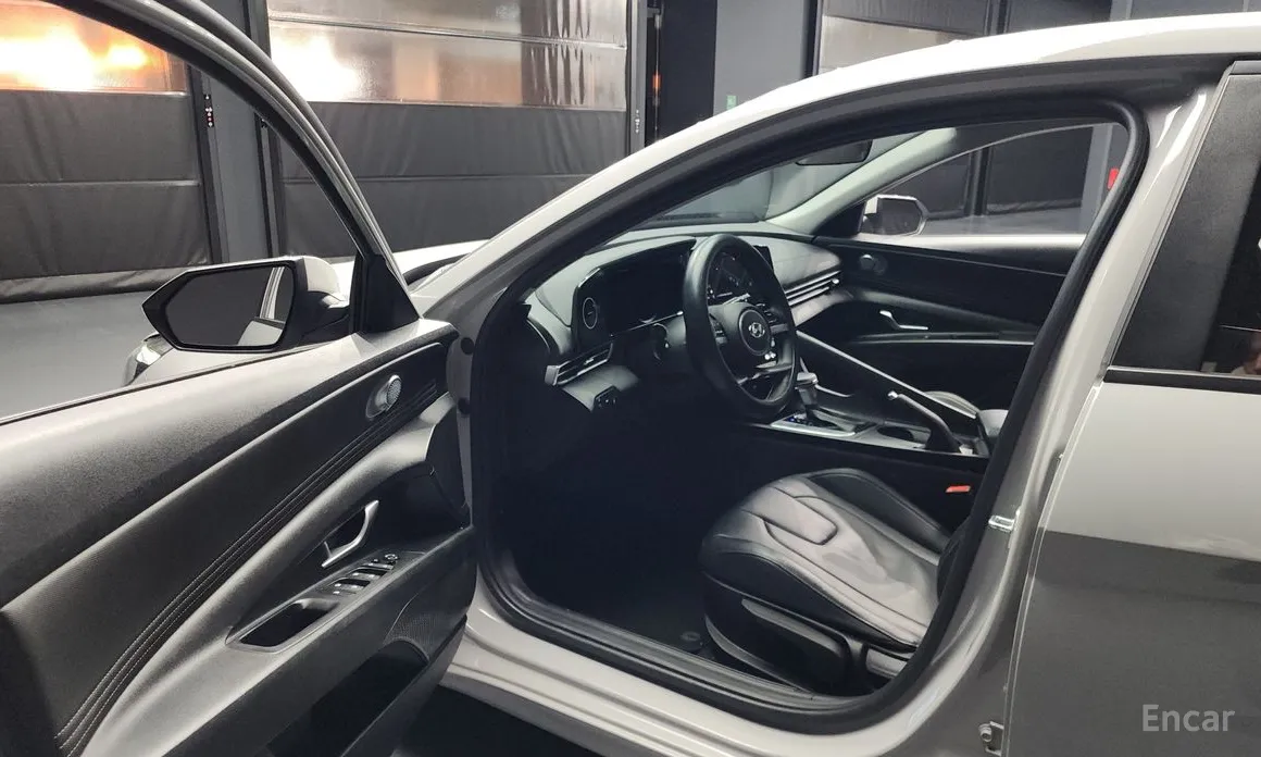 Фото 10 - Hyundai Avante