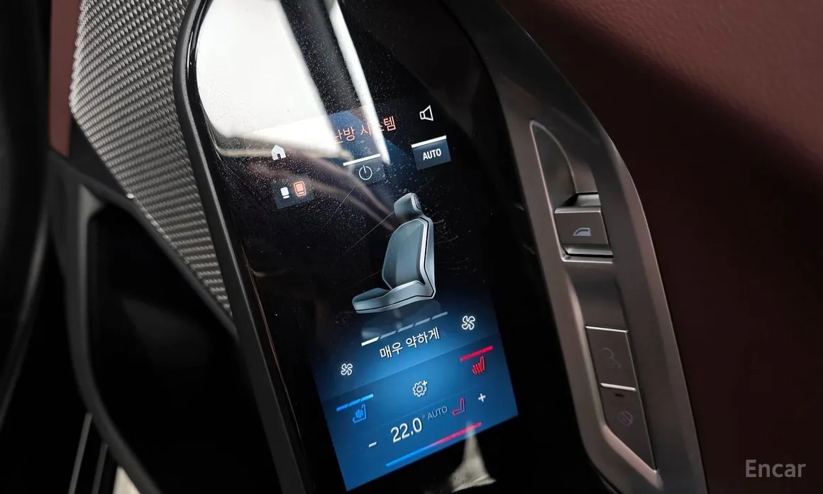 Фото 18 - BMW 7 Series