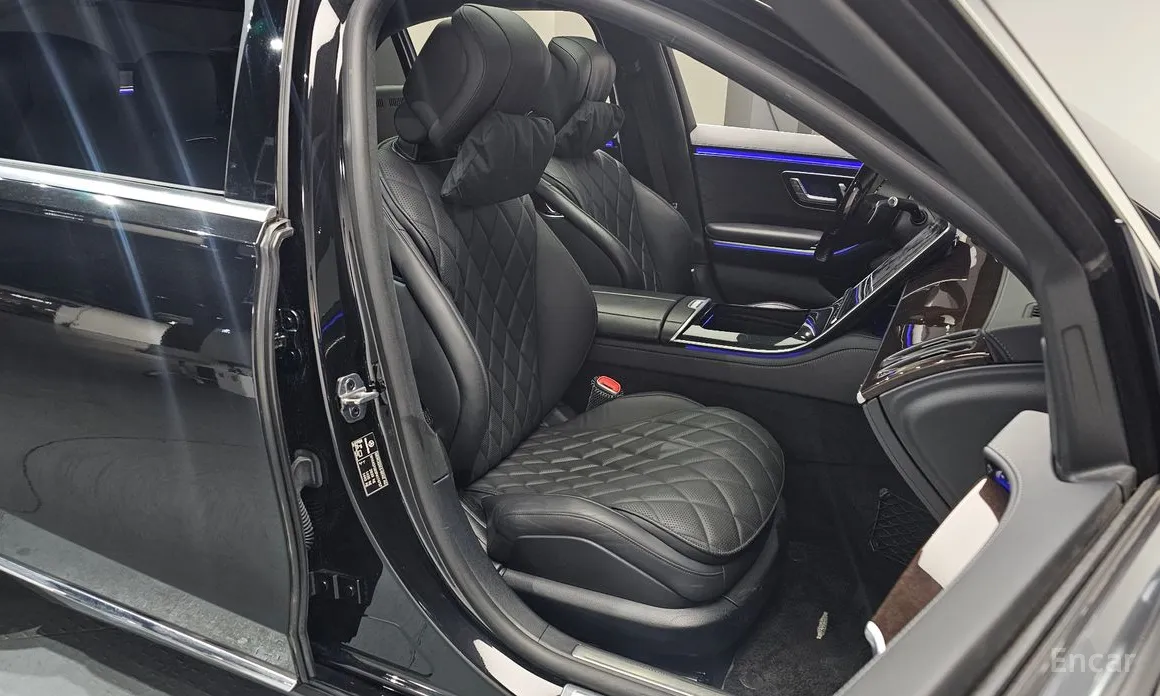 Фото 10 - Mercedes-Benz S-Class