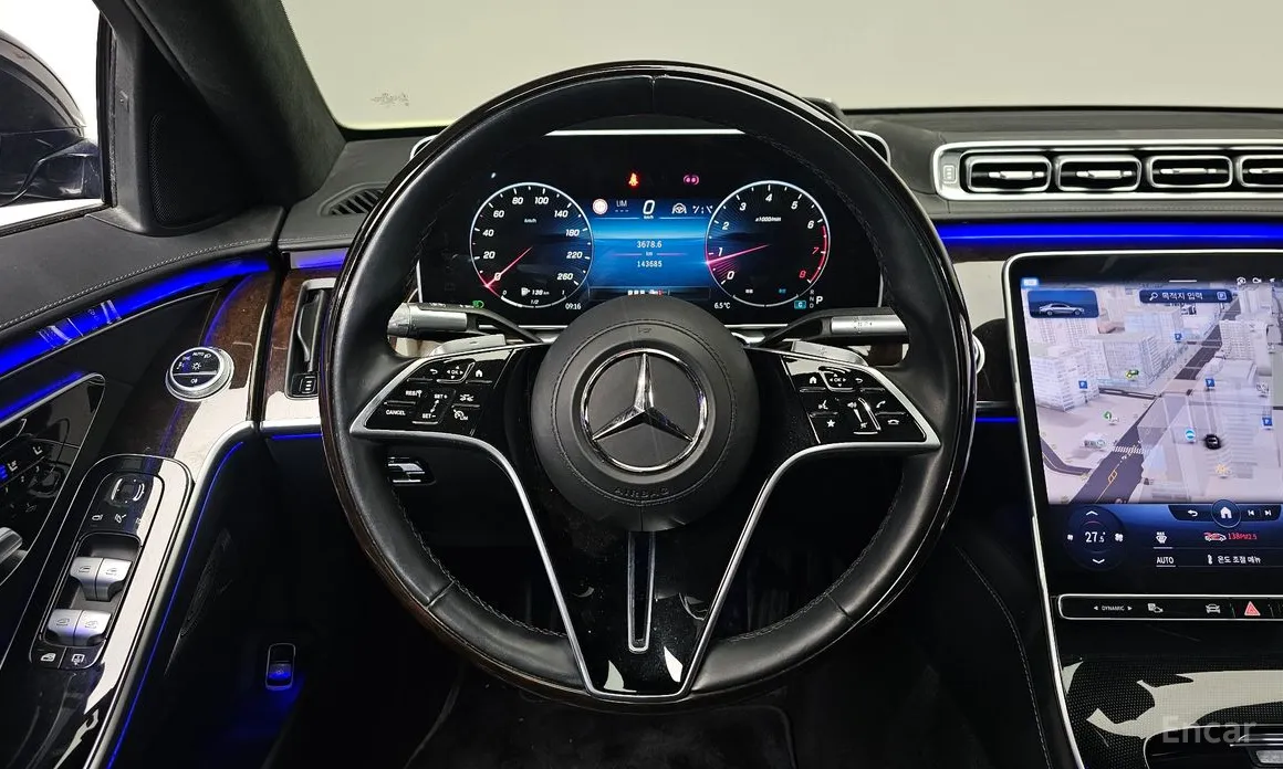 Фото 14 - Mercedes-Benz S-Class