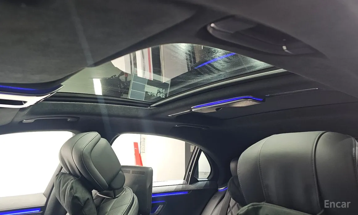 Фото 19 - Mercedes-Benz S-Class