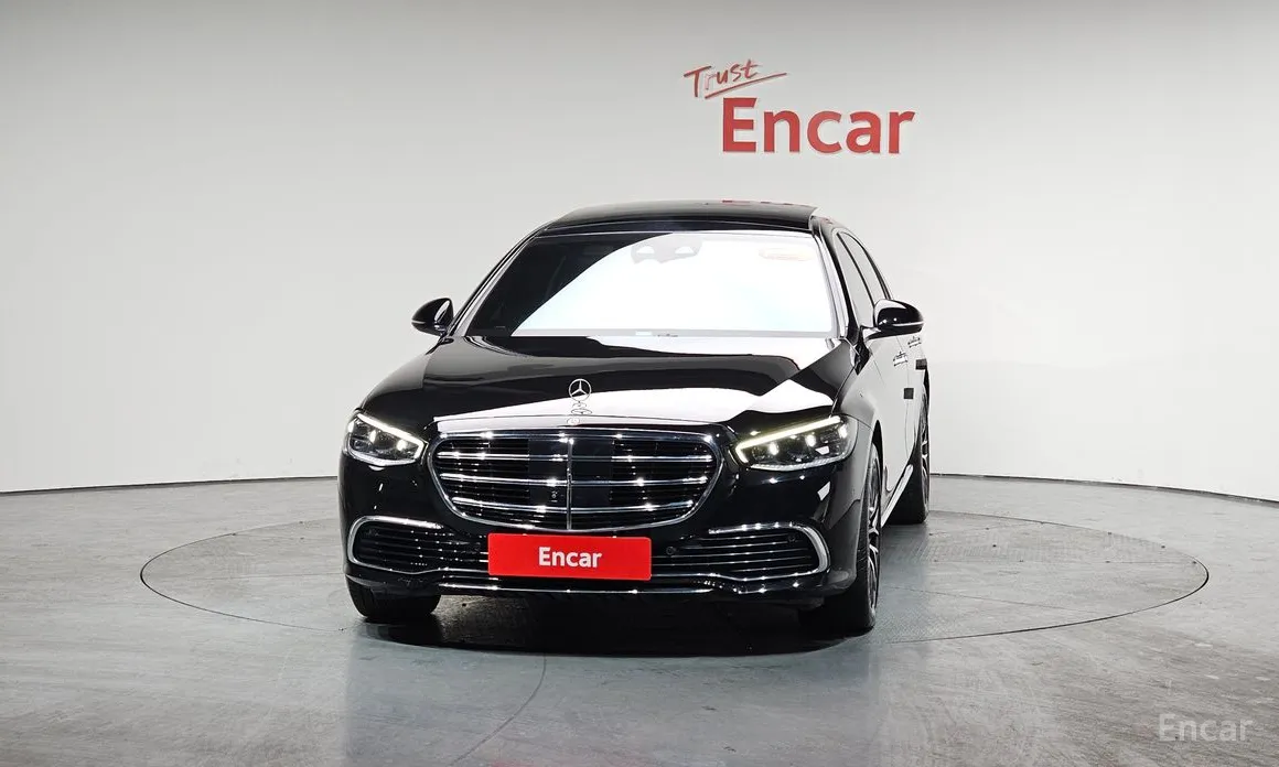 Фото 3 - Mercedes-Benz S-Class