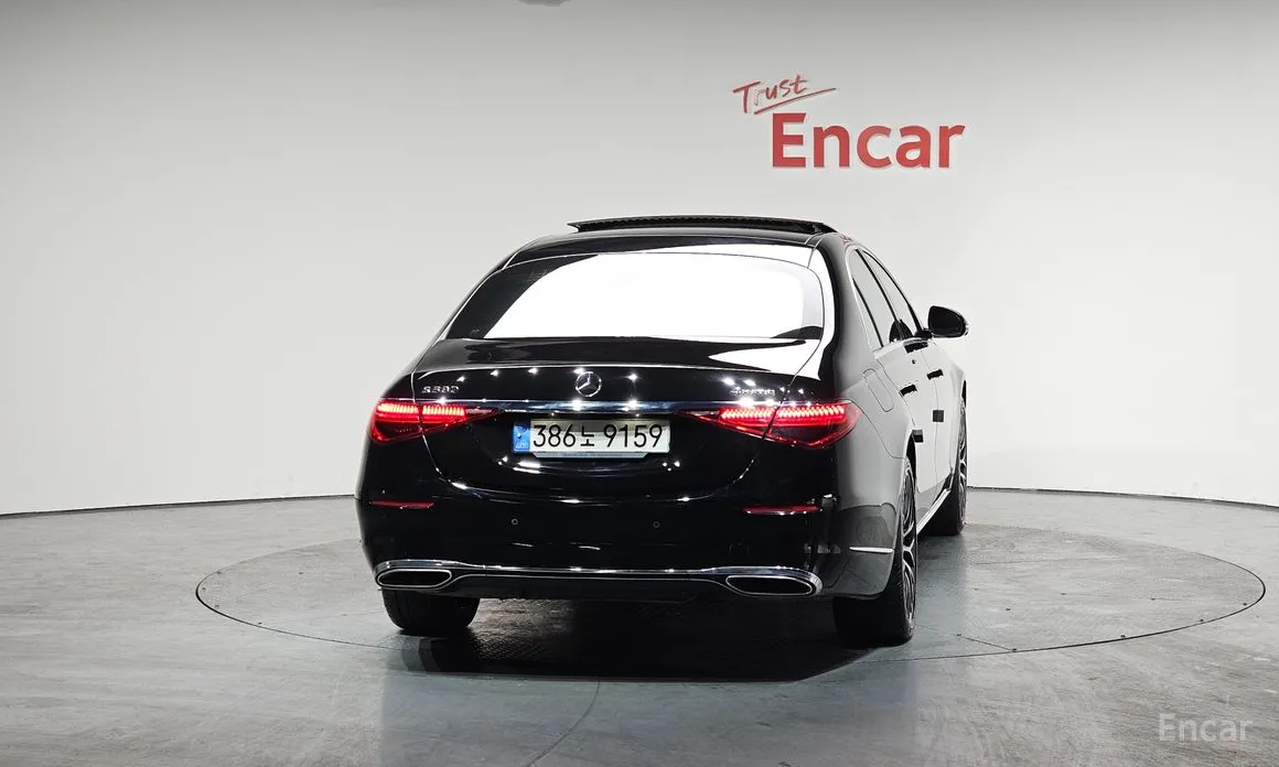 Фото 4 - Mercedes-Benz S-Class