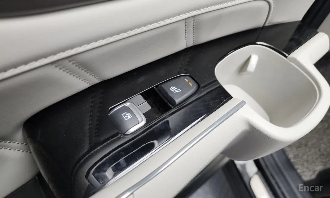 Фото 18 - Kia Sorento