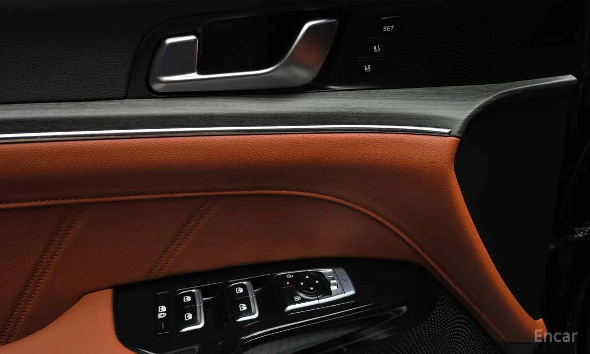 Фото 17 - Kia K5