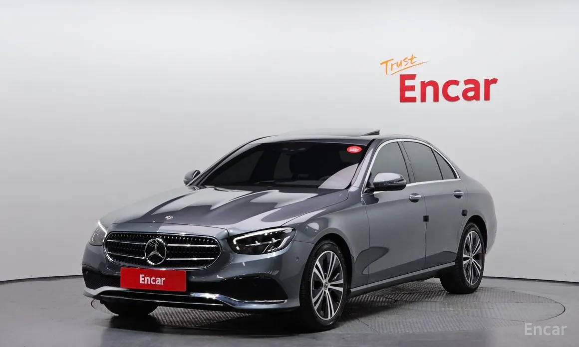 Фото 1 - Mercedes-Benz E-Class