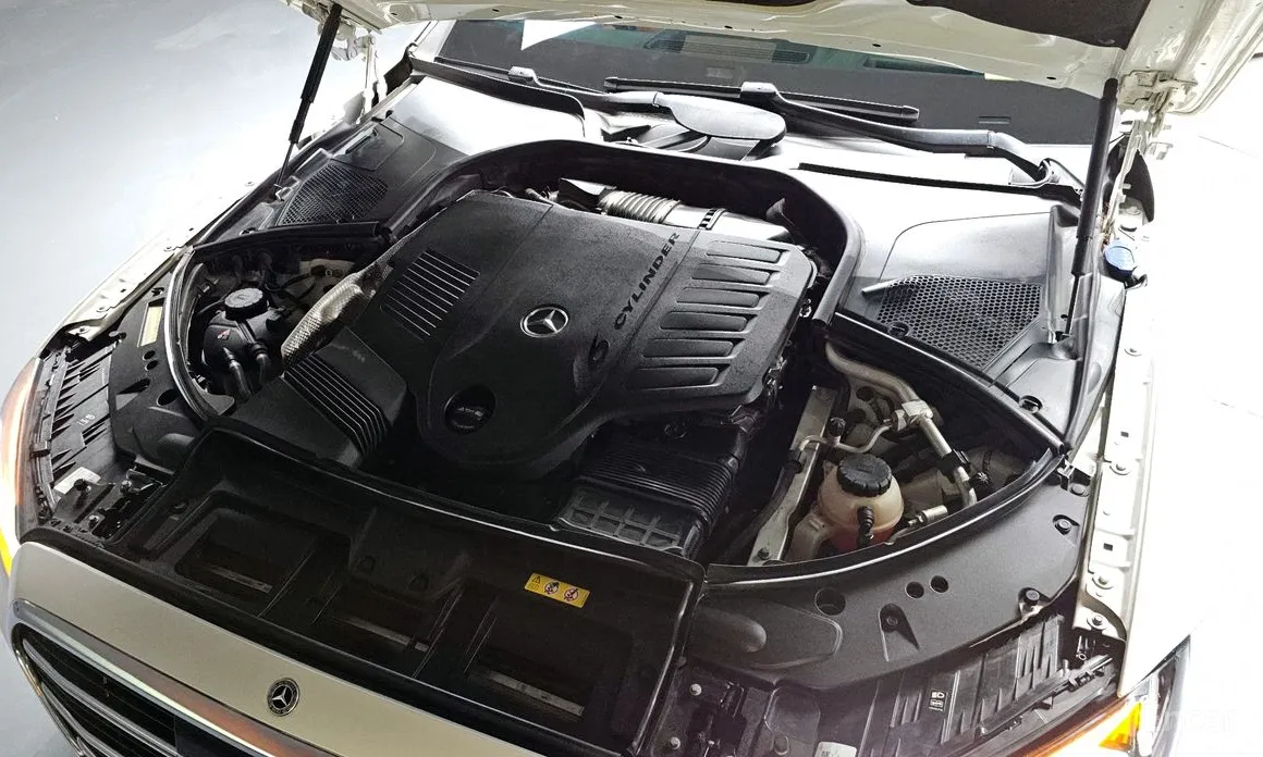 Фото 6 - Mercedes-Benz S-Class