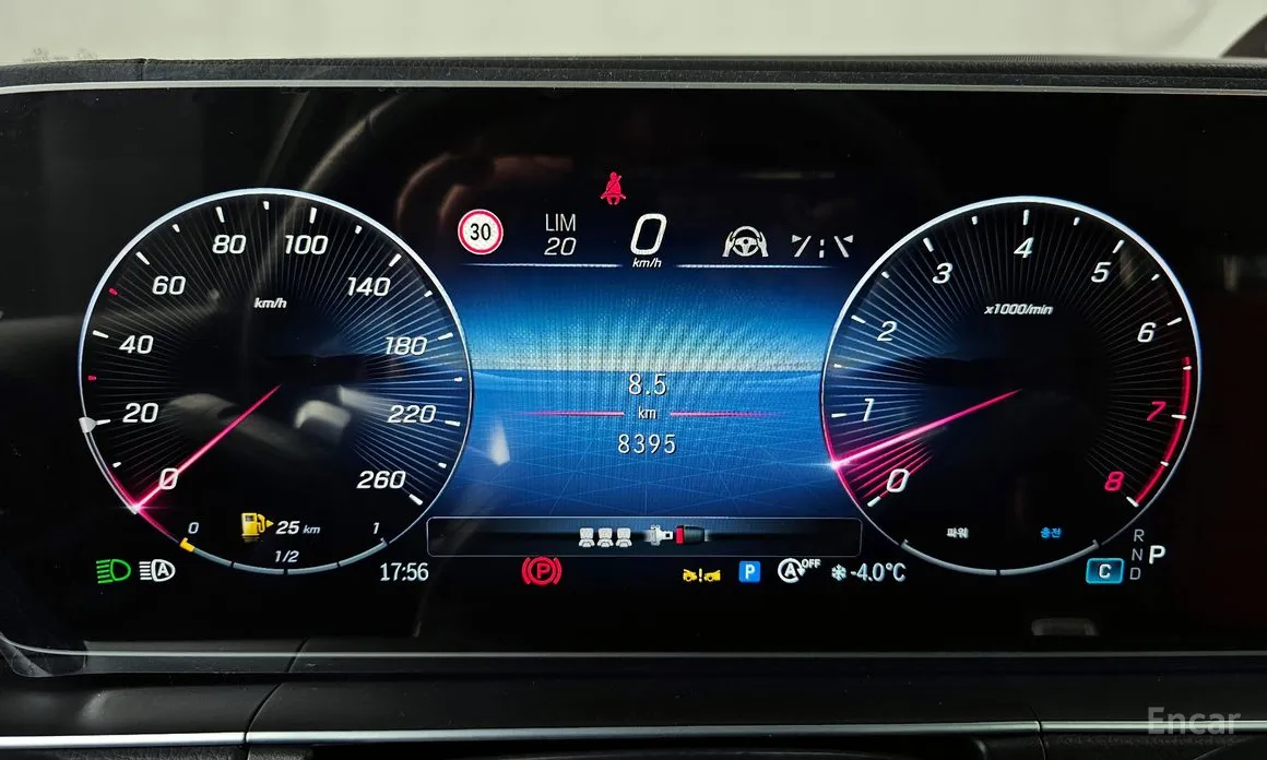 Фото 8 - Mercedes-Benz GLE-Class