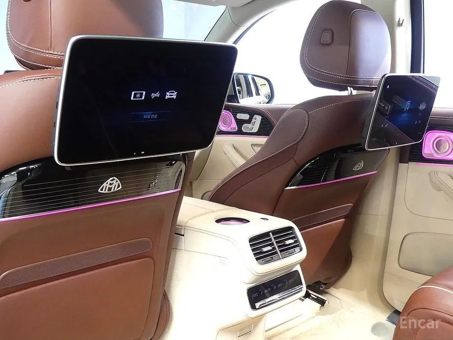 Фото 16 - Mercedes-Benz GLS-Class