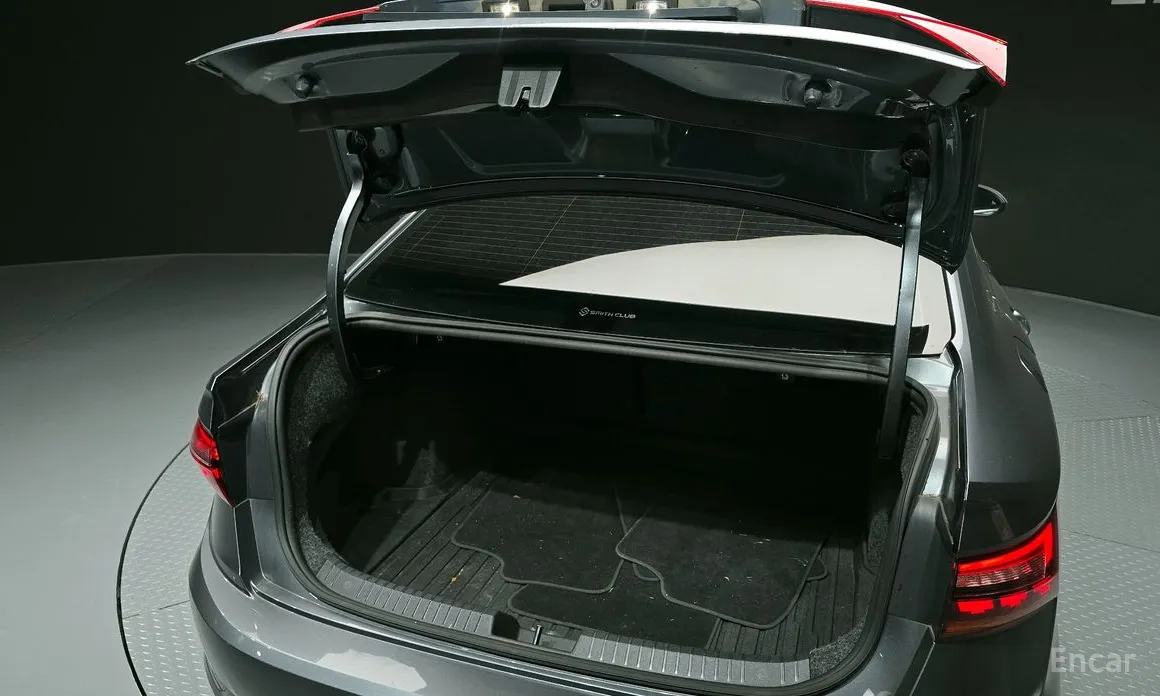 Фото 20 - Volkswagen Jetta