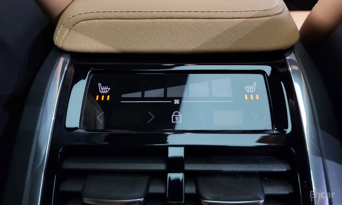 Фото 18 - Volvo XC60