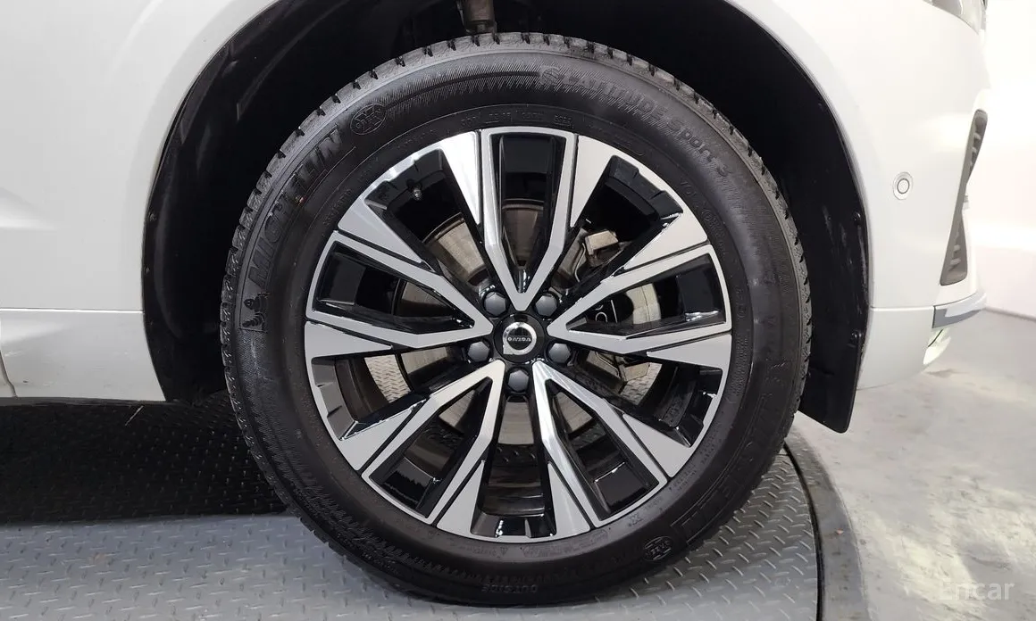 Фото 5 - Volvo XC60