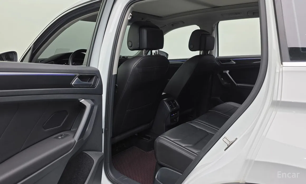 Фото 17 - Volkswagen Tiguan