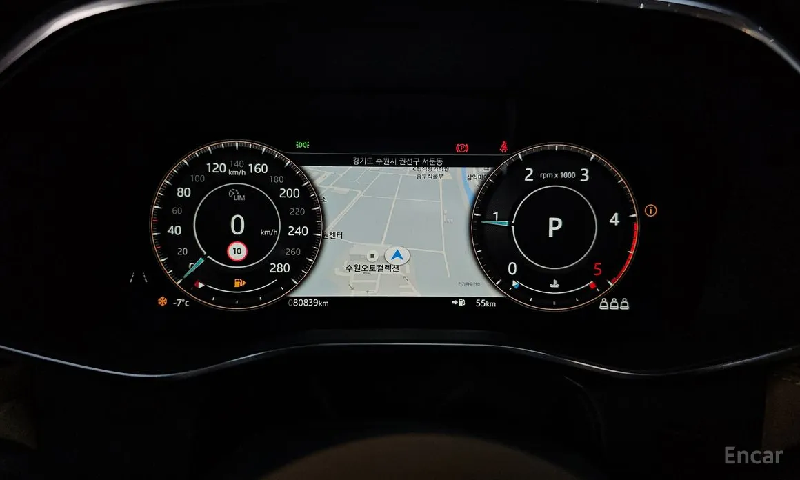 Фото 8 - Jaguar F-Pace