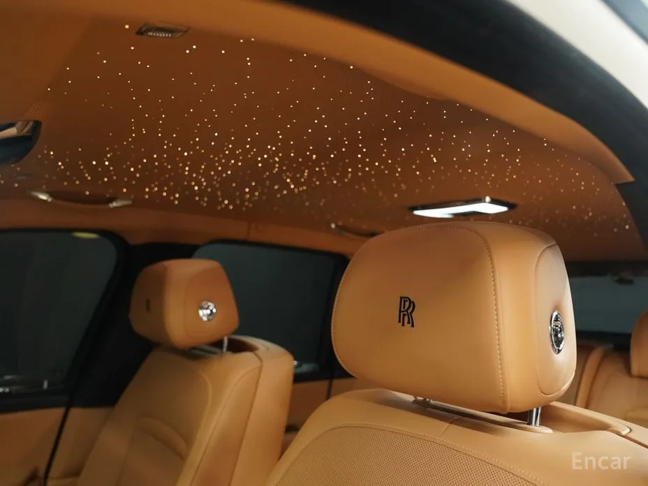 Фото 19 - Rolls-Royce Cullinan