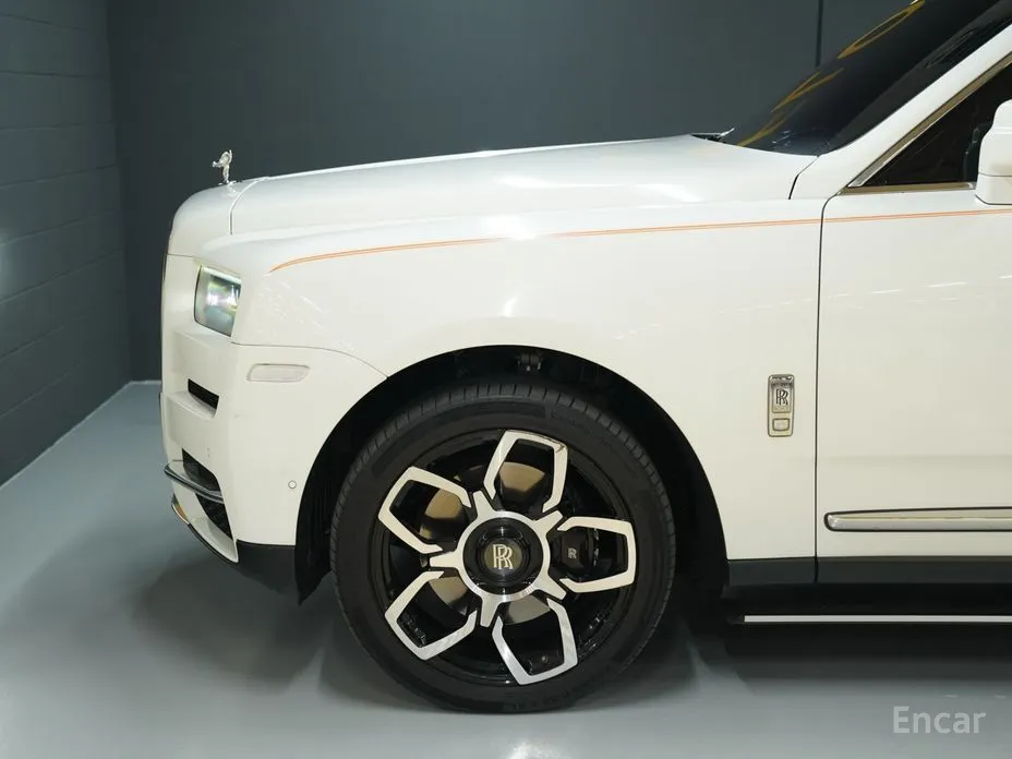 Фото 4 - Rolls-Royce Cullinan