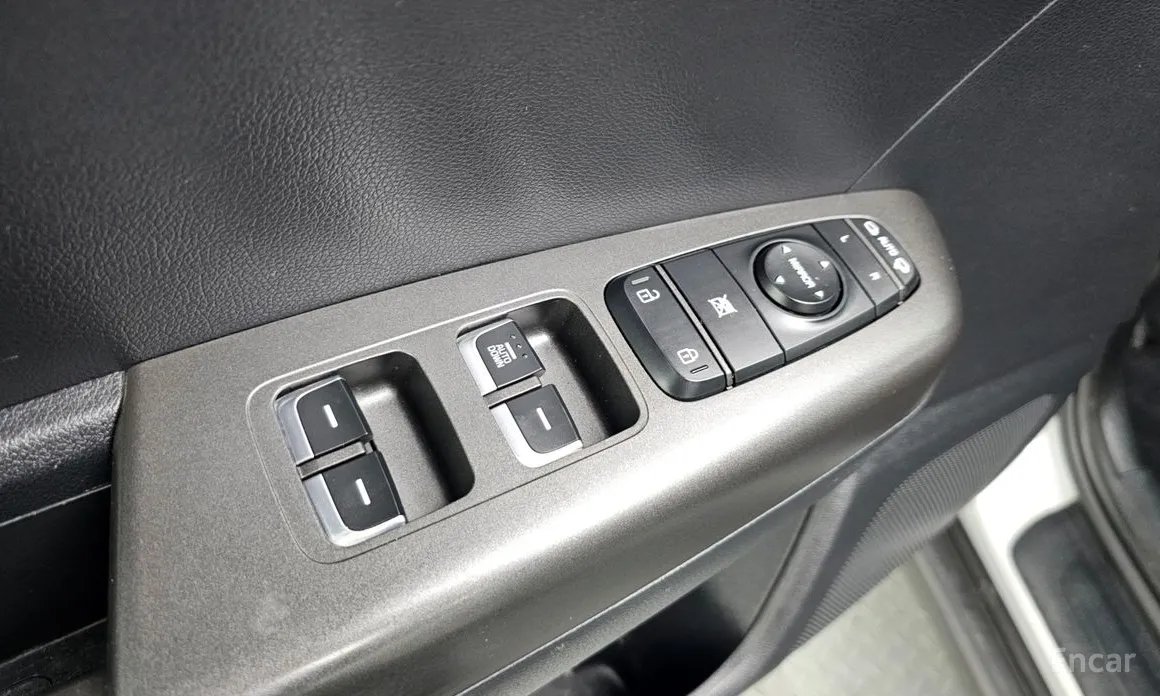 Фото 18 - Kia Sportage