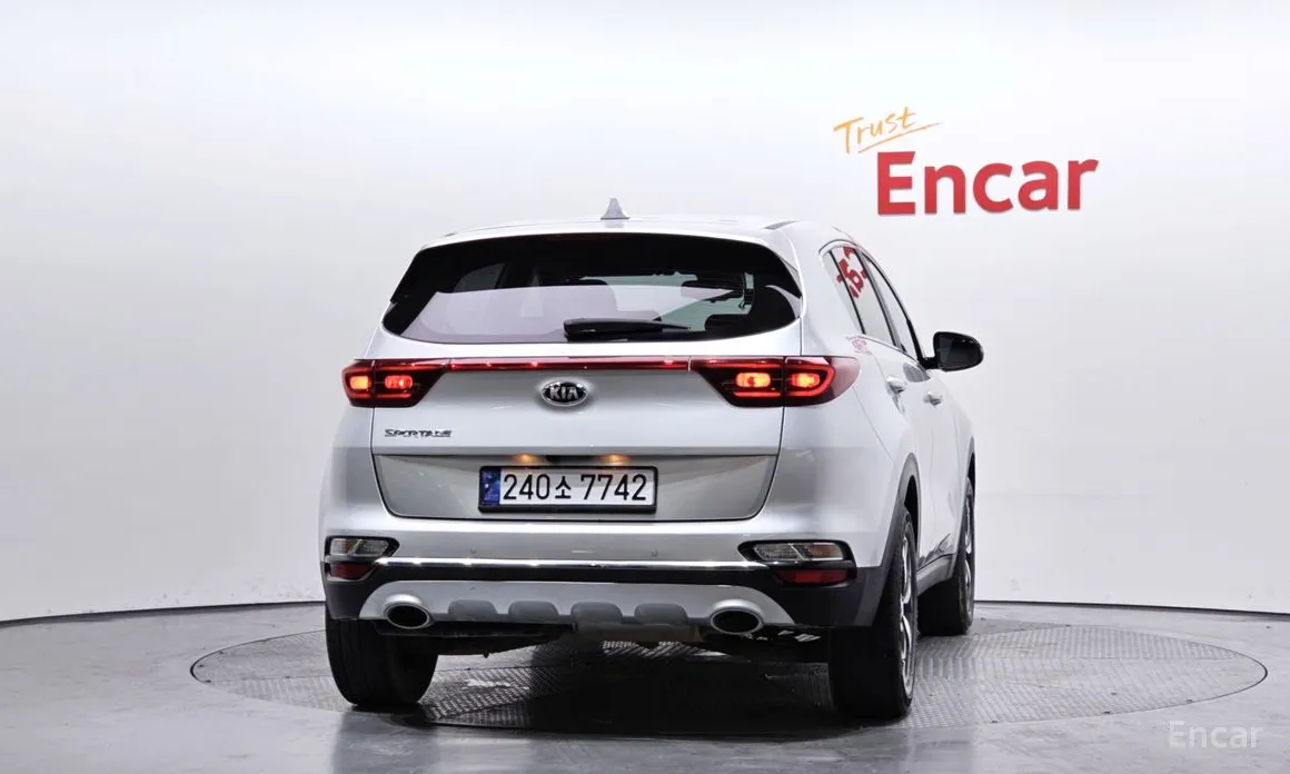 Фото 4 - Kia Sportage