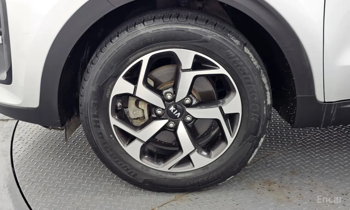 Фото 5 - Kia Sportage