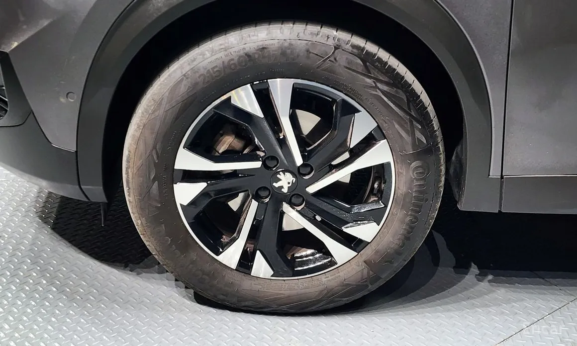 Фото 5 - Peugeot 2008