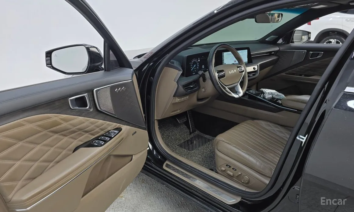 Фото 10 - Kia K8