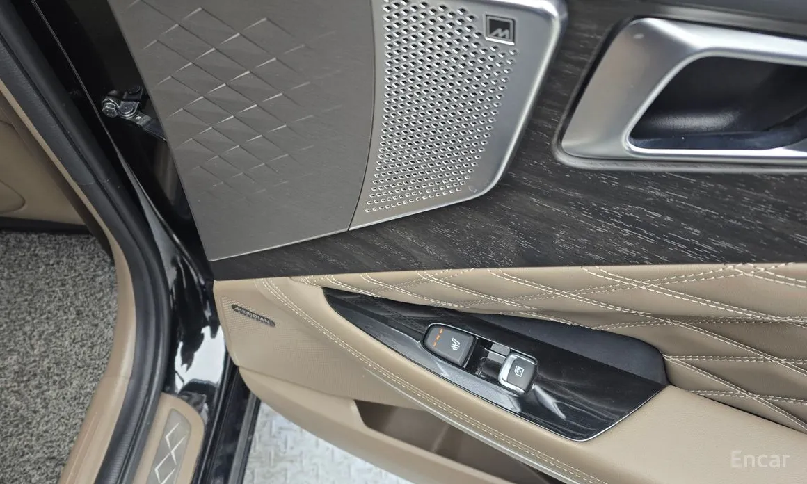 Фото 18 - Kia K8