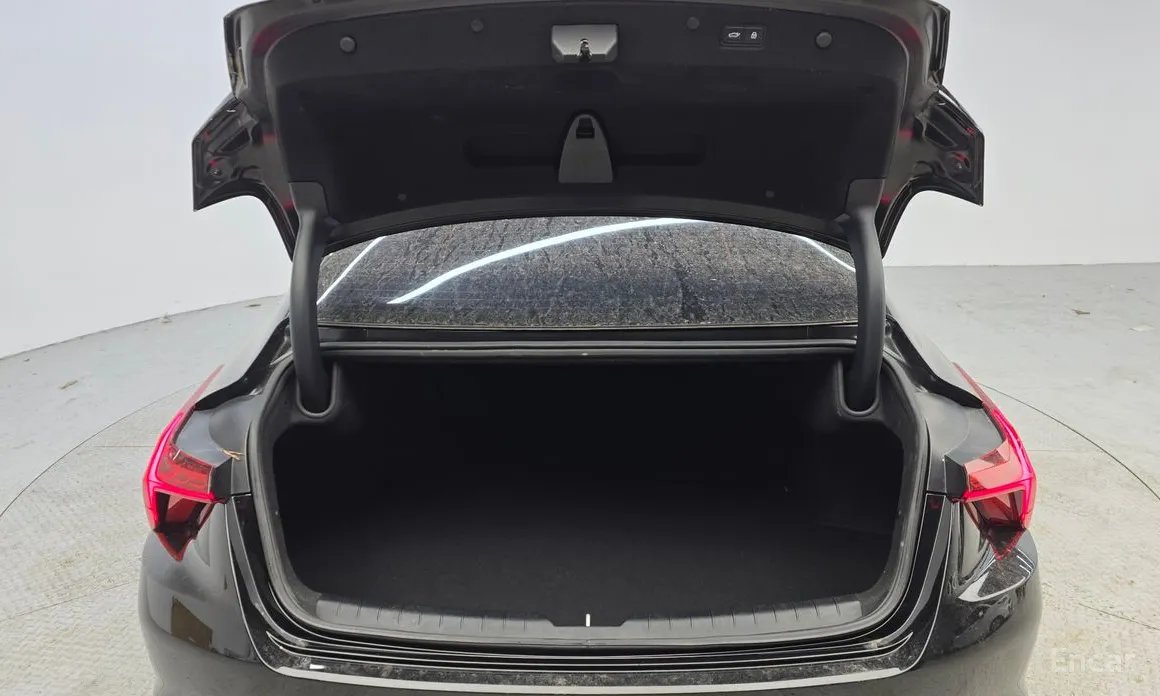 Фото 20 - Kia K8