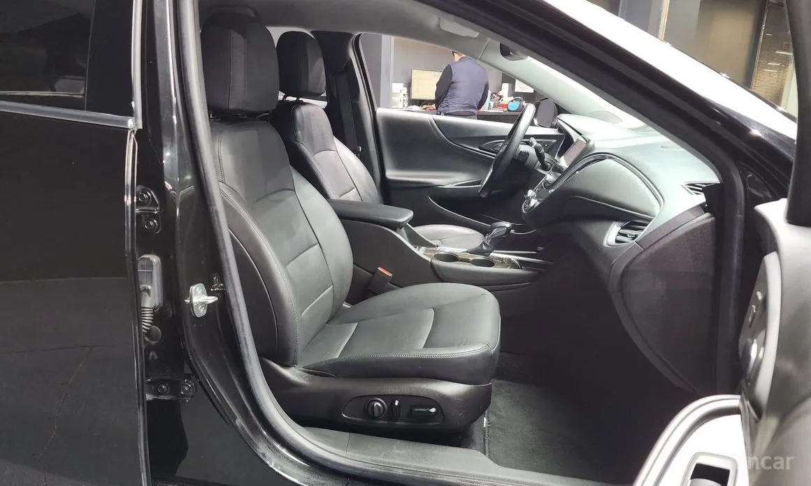 Фото 11 - Chevrolet Malibu