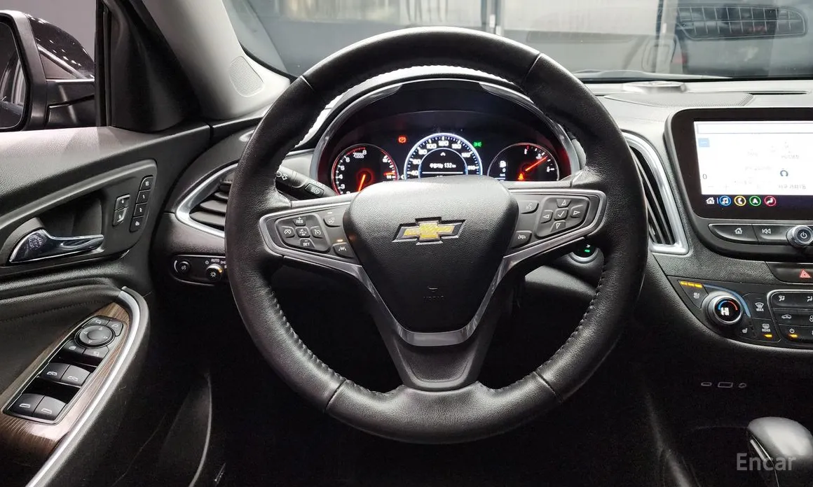 Фото 13 - Chevrolet Malibu