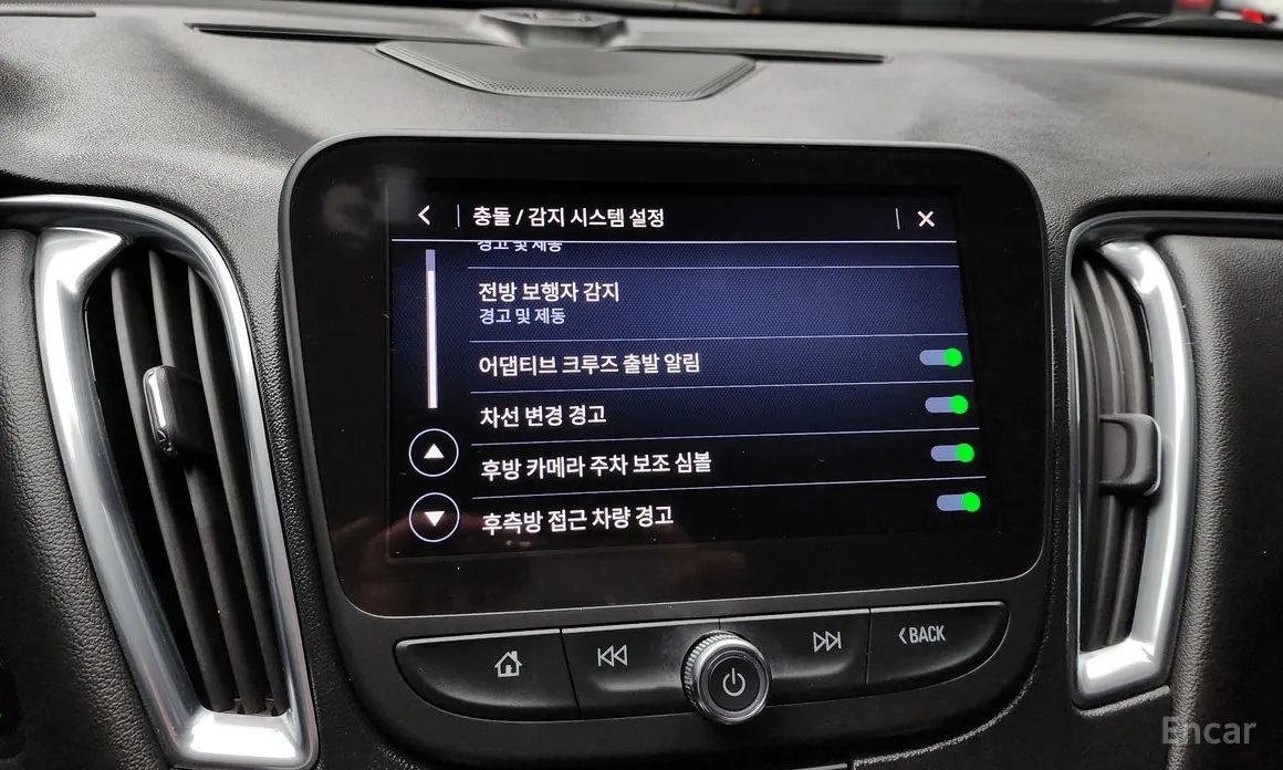 Фото 16 - Chevrolet Malibu