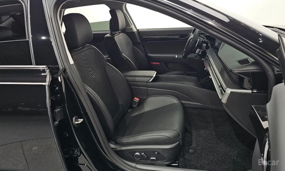 Фото 10 - Hyundai Grandeur