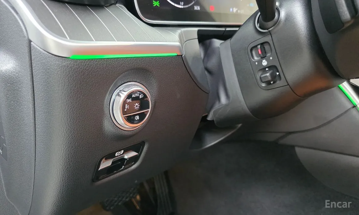 Фото 14 - Mercedes-Benz C-Class