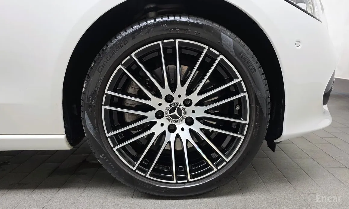 Фото 5 - Mercedes-Benz C-Class