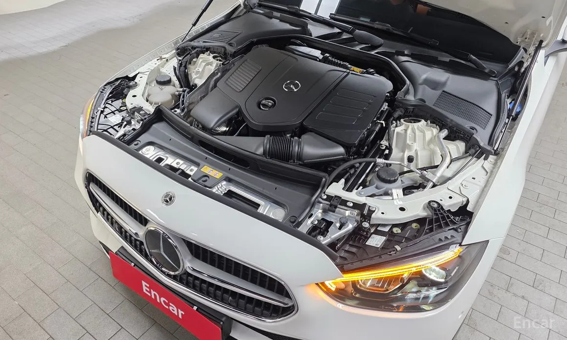 Фото 6 - Mercedes-Benz C-Class