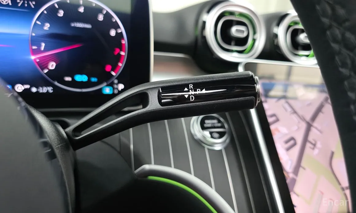 Фото 9 - Mercedes-Benz C-Class