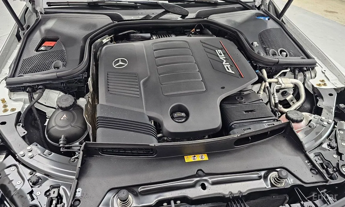 Фото 6 - Mercedes-Benz AMG GT