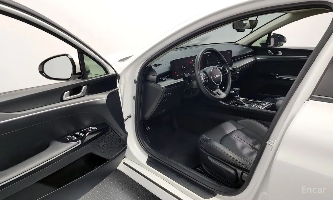 Фото 10 - Kia K5