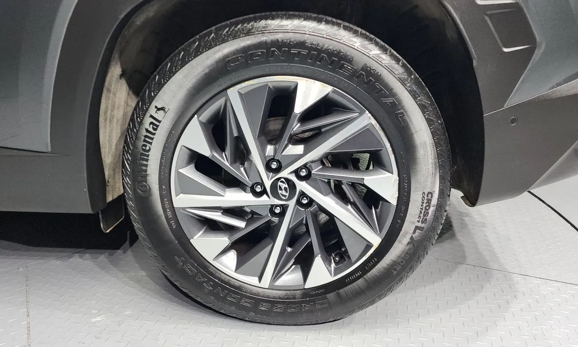 Фото 5 - Hyundai Tucson