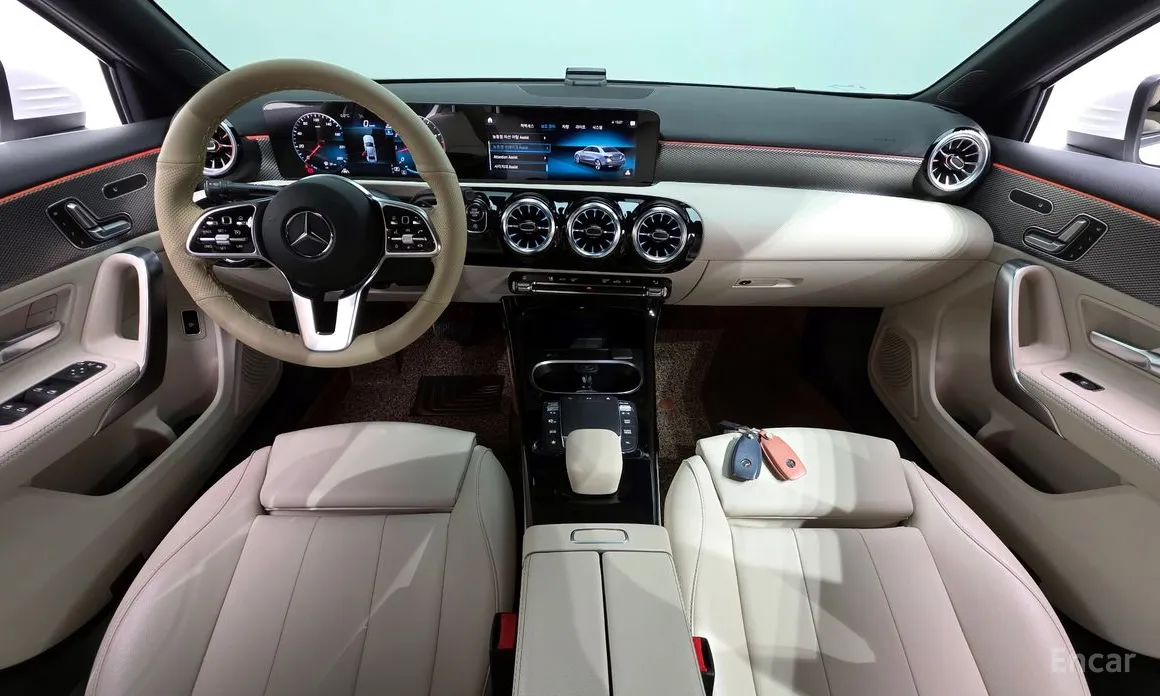 Фото 7 - Mercedes-Benz A-Class