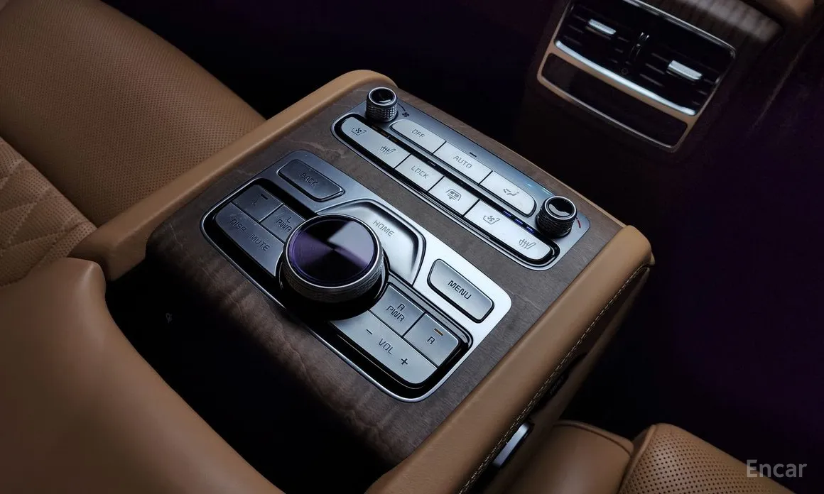 Фото 19 - Kia K9