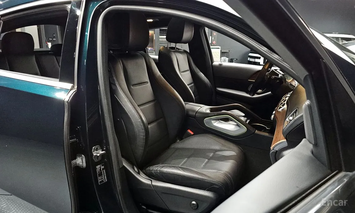 Фото 10 - Mercedes-Benz GLE-Class