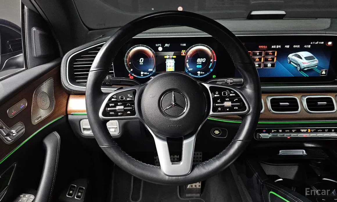 Фото 13 - Mercedes-Benz GLE-Class