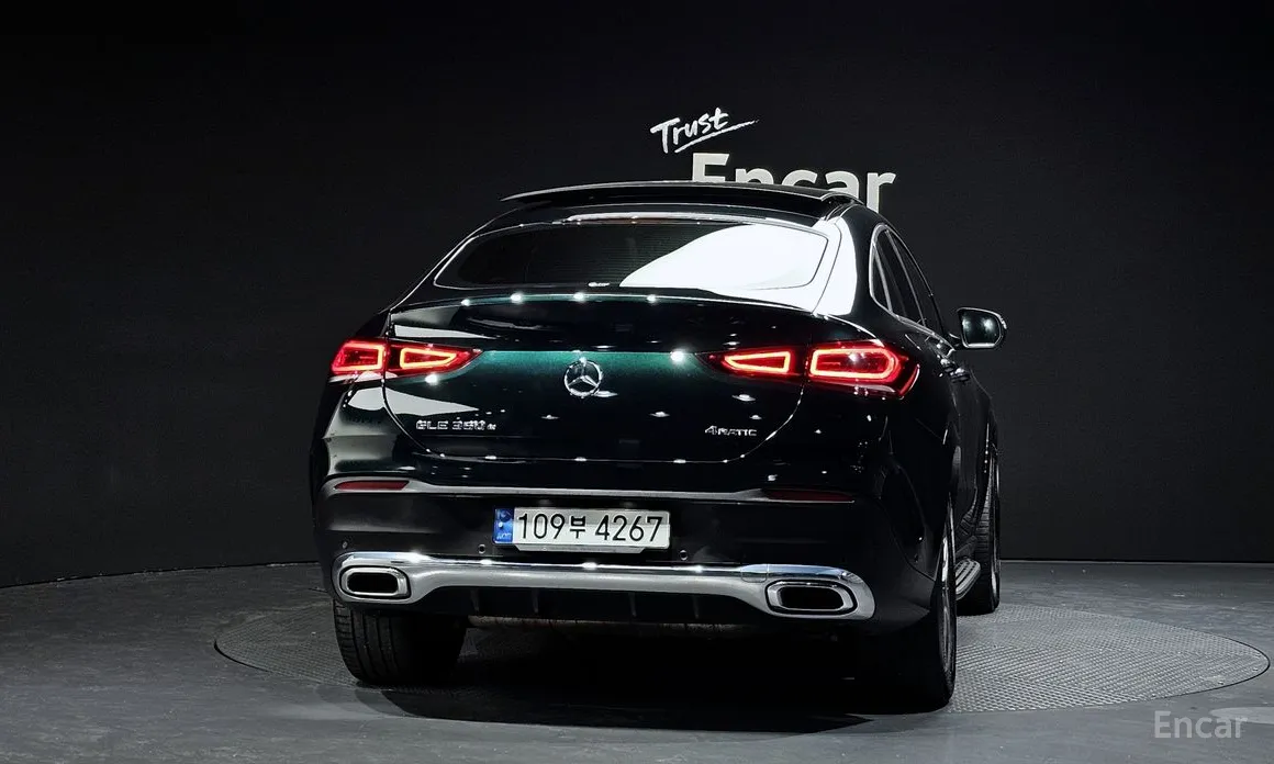 Фото 4 - Mercedes-Benz GLE-Class