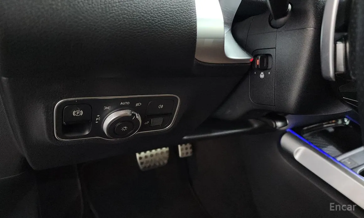 Фото 18 - Mercedes-Benz GLB-Class