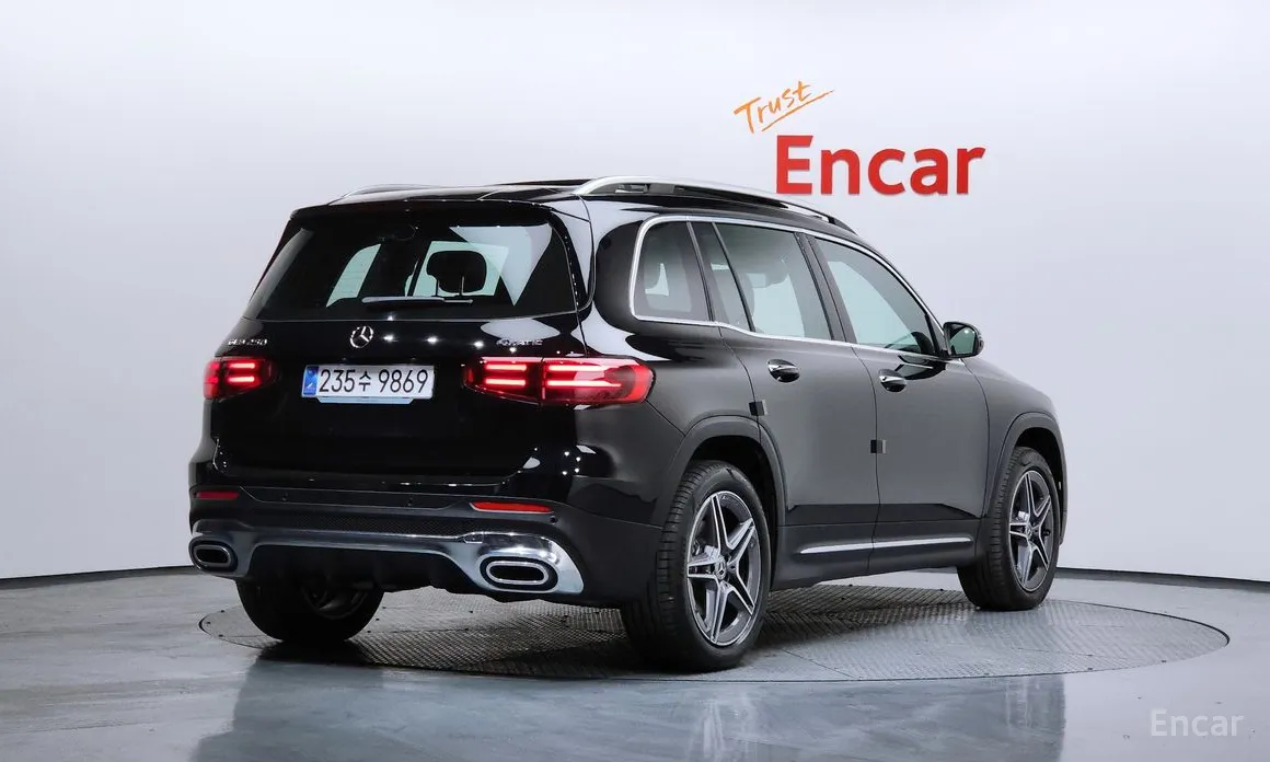 Фото 2 - Mercedes-Benz GLB-Class