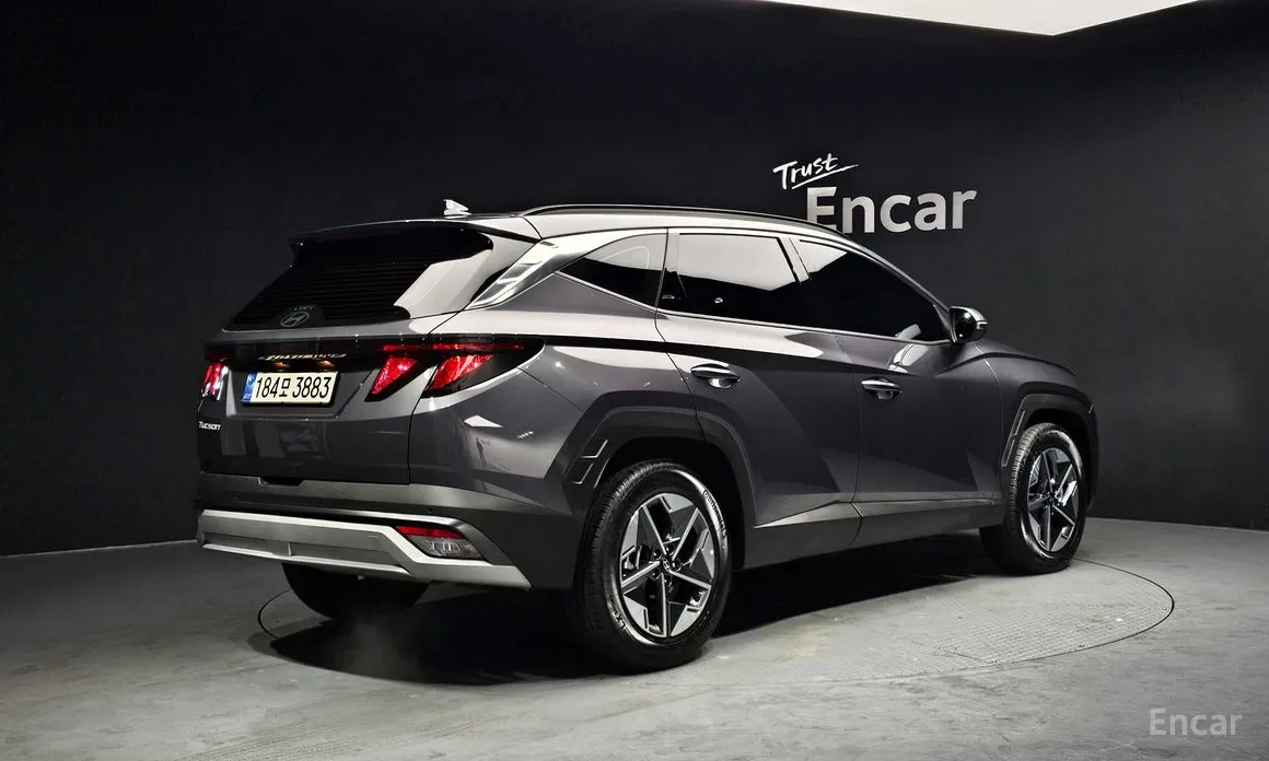 Фото 2 - Hyundai Tucson