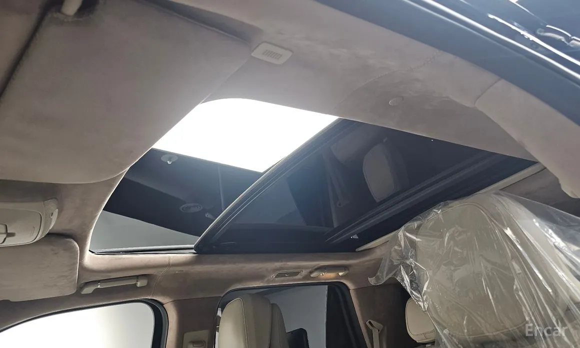 Фото 19 - Lincoln Navigator