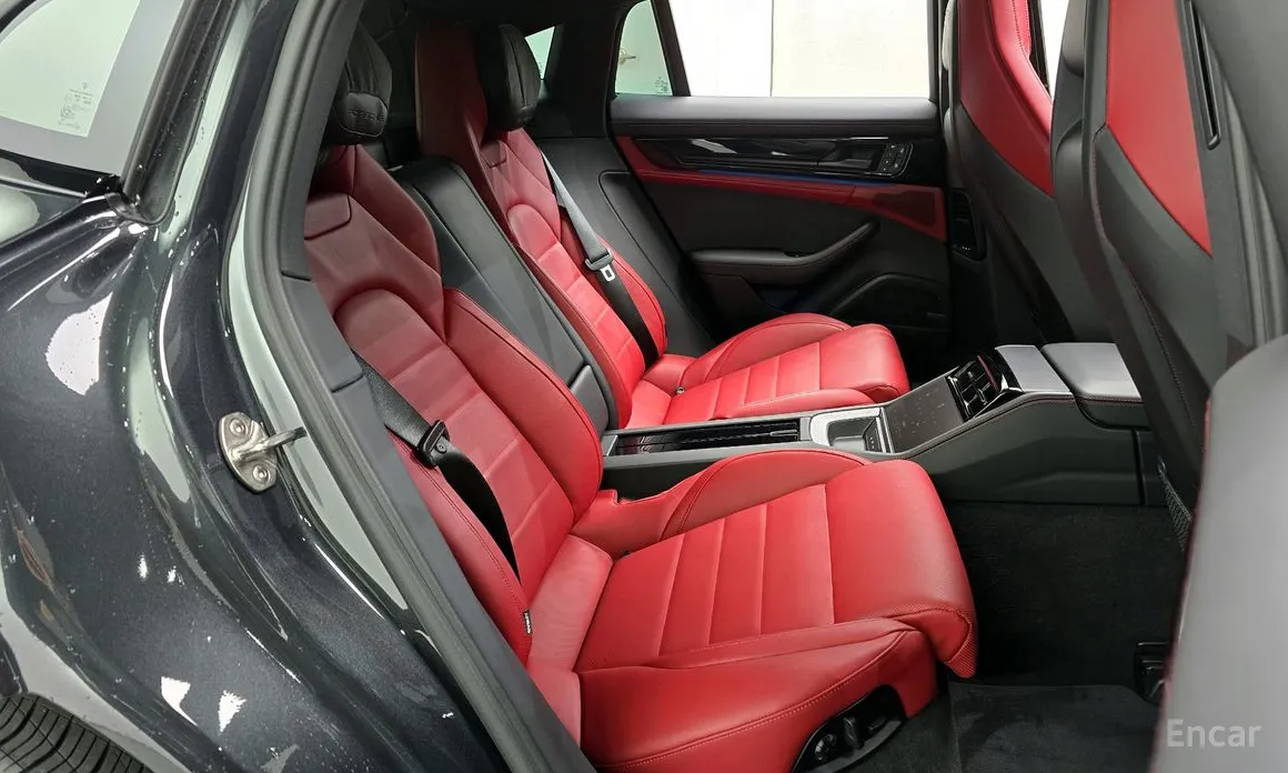 Фото 12 - Porsche Panamera