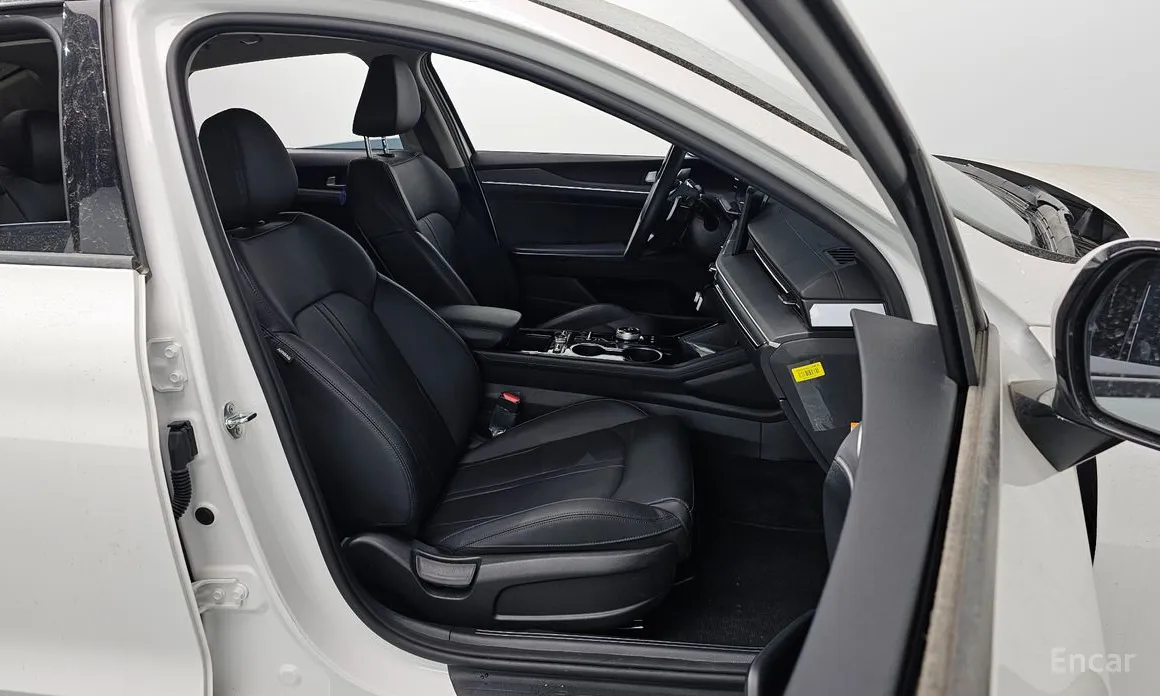 Фото 10 - Kia K5