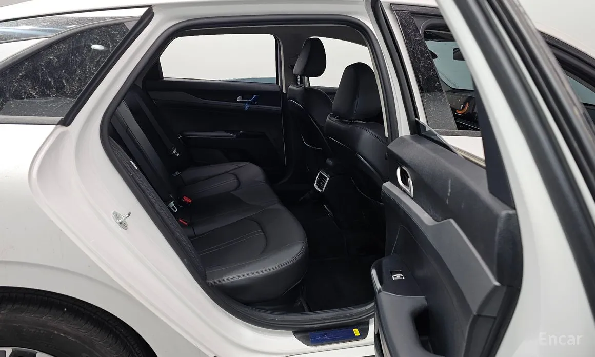 Фото 11 - Kia K5